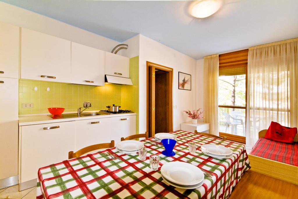 Residence Giuliana Bibione Kamer foto