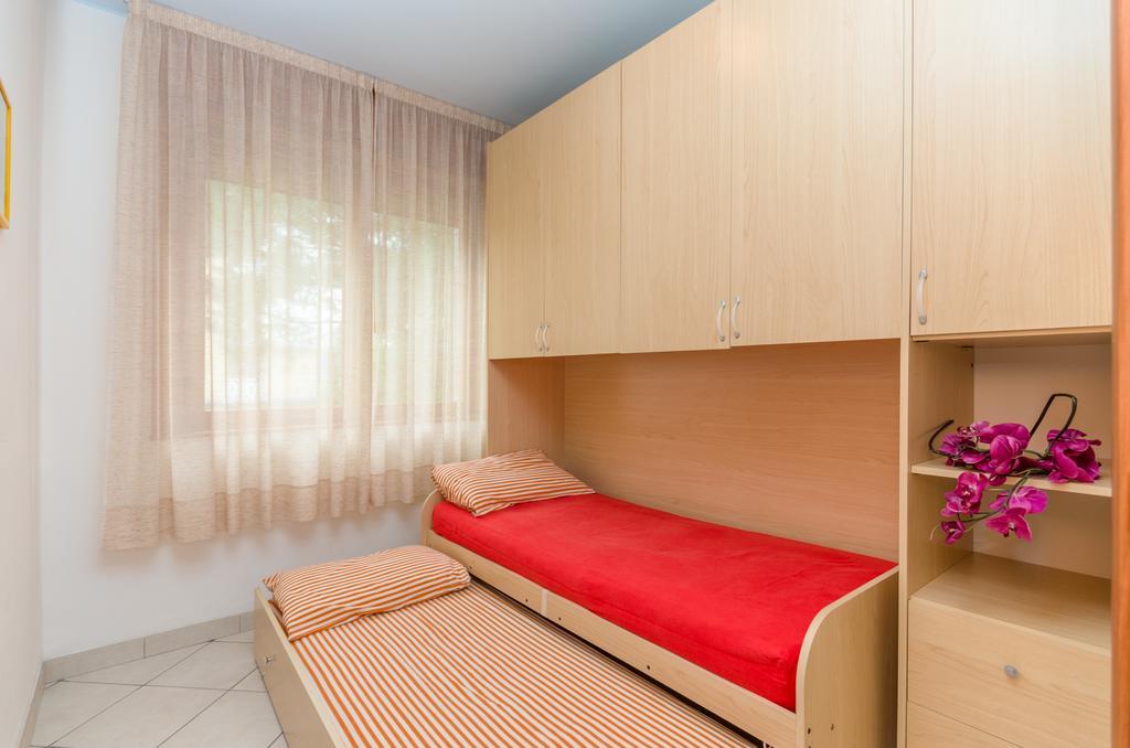 Residence Giuliana Bibione Buitenkant foto